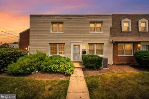 2733 Iverson St, Temple Hills, MD 20748 - Photo 1