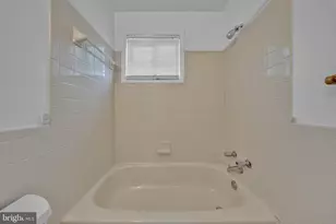 2733 Iverson St, Temple Hills, MD 20748 - Photo 27