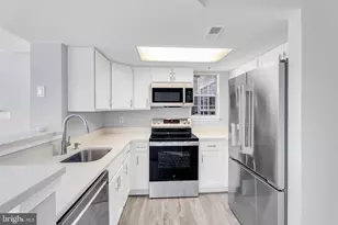 14052 Vista Dr, Laurel, MD 20707 - Photo 7