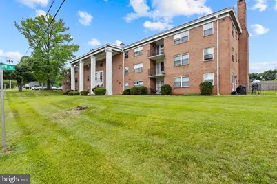 9808 47th Place #302, College Park, MD 20740 - Photo 3