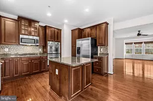 2107 Turleygreen Pl, Upper Marlboro, MD 20774 - Photo 9