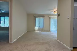 6996 Hanover Pkwy, Greenbelt, MD 20770 - Photo 9