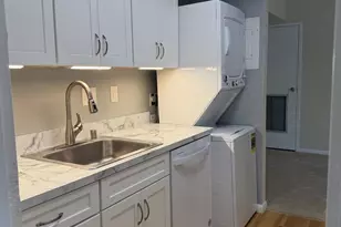 6996 Hanover Pkwy, Greenbelt, MD 20770 - Photo 3
