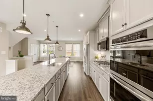 4 Albany Pl, Upper Marlboro, MD 20774 - Photo 5