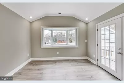 5923 Berwyn Road, College Park, MD 20740 - Photo 7