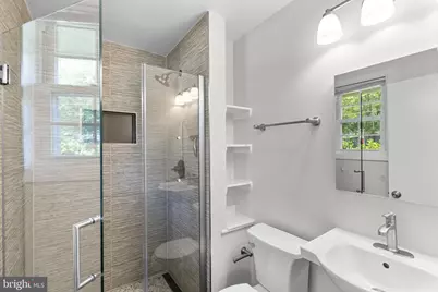 7524 Sweetbriar Drive, College Park, MD 20740 - Photo 21