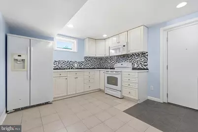 5900 Westbrook Terrace, Hyattsville, MD 20784 - Photo 25