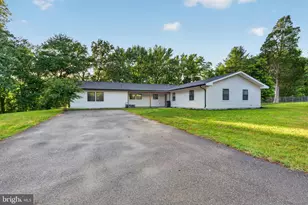 9200 Pleasant Ct, Laurel, MD 20708 - Photo 7