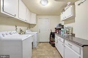 7301 Sheffield Dr, Temple Hills, MD 20748 - Photo 21