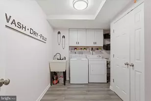 14229 Oakpointe Dr, Laurel, MD 20707 - Photo 21