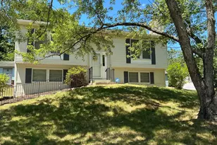 2717 Timbercrest Dr, District Heights, MD 20747 - Photo 3