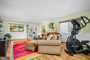 15612 Peach Walker Dr, Bowie, MD 20716 - Photo 17