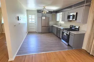 10902 Exeter Ct, Upper Marlboro, MD 20774 - Photo 5