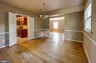 6802 Robinia Rd, Temple Hills, MD 20748 - Photo 5