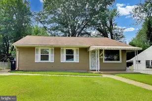 1105 Wentworth Dr, Oxon Hill, MD 20745 - Photo 3