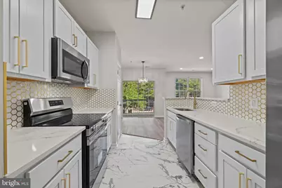 14707 Hampshire Hall Court #204, Upper Marlboro, MD 20772 - Photo 17