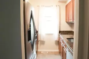 12310 Chesterton Dr, Upper Marlboro, MD 20774 - Photo 11