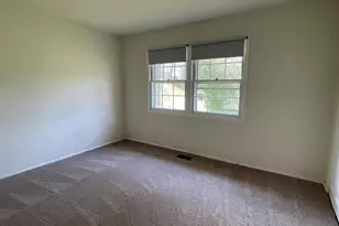 15713 Pointer Ridge Dr, Bowie, MD 20716 - Photo 11