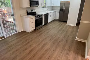 900 Nadine Ct, Landover, MD 20785 - Photo 3