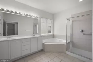7409 Near Thicket Way, Laurel, MD 20707 - Photo 35