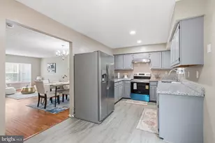 7206 S Ora Ct, Greenbelt, MD 20770 - Photo 9