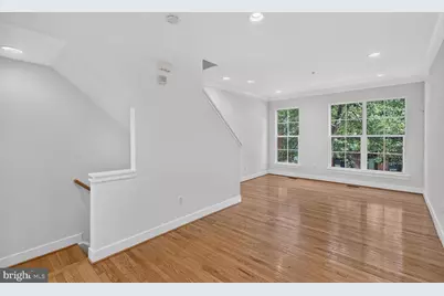 4548 Longfellow Street, Hyattsville, MD 20781 - Photo 5