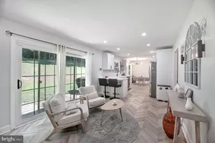 8812 Churchfield Ln, Laurel, MD 20708 - Photo 9