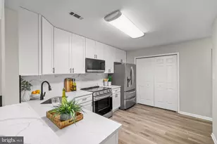 6947 Mayfair Terrace, Laurel, MD 20707 - Photo 9