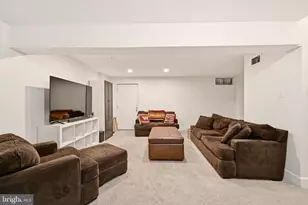 824 Pleasant Hill Ln, Bowie, MD 20716 - Photo 5