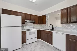 1806 Ryderwood, Landover, MD 20785 - Photo 5