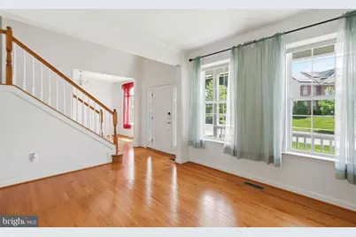 10615 Quaking Aspen Way, Clinton, MD 20735 - Photo 9