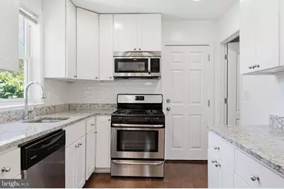 6717 Marianne, Suitland, MD 20746 - Photo 9