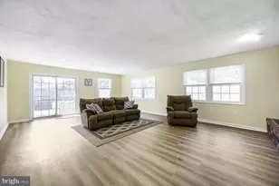 13459 Overbrook Ln, Bowie, MD 20715 - Photo 11