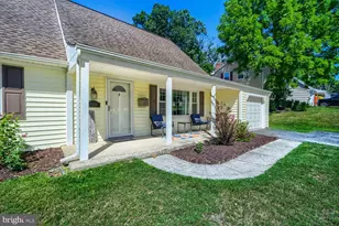 13459 Overbrook Ln, Bowie, MD 20715 - Photo 5