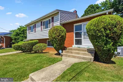 7201 Cloverdale Drive, Oxon Hill, MD 20745 - Photo 17