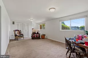 7201 Cloverdale Dr, Oxon Hill, MD 20745 - Photo 5