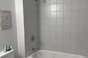 2805 Hillcrest Pkwy, Temple Hills, MD 20748 - Photo 19