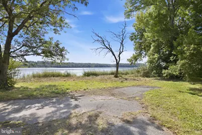 17501 Watershed Drive, Upper Marlboro, MD 20772 - Photo 33