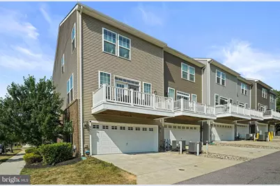 2910 Pinebrook Road, Landover, MD 20785 - Photo 35