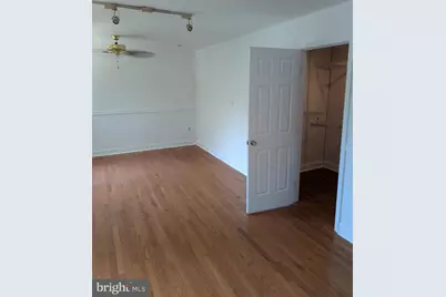 5106 Tall Oak Court, Temple Hills, MD 20748 - Photo 3
