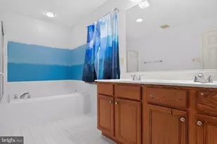 10212 Marlboro Woods Dr, Cheltenham, MD 20623 - Photo 25