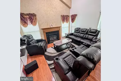 15616 Everglade Lane #405, Bowie, MD 20716 - Photo 5