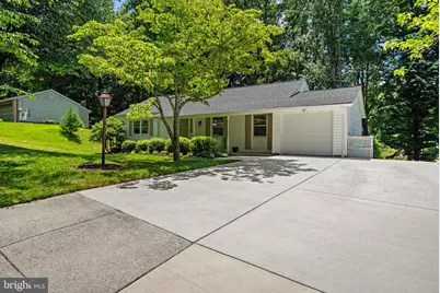9805 Tam O Shanter Drive, Upper Marlboro, MD 20772 - Photo 3