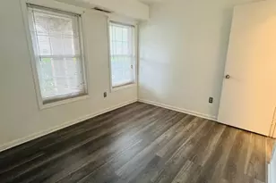 7990 Lakecrest Dr, Greenbelt, MD 20770 - Photo 13