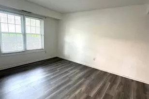 7990 Lakecrest Dr, Greenbelt, MD 20770 - Photo 5