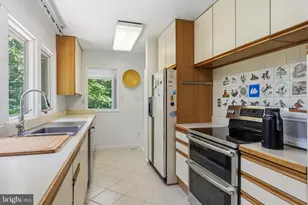 8639 Trumps Hill Rd, Upper Marlboro, MD 20772 - Photo 47
