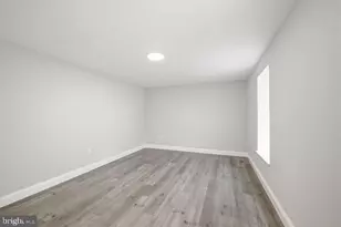802 Cypress Point Cir, Bowie, MD 20721 - Photo 35