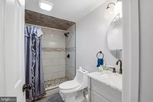802 Cypress Point Cir, Bowie, MD 20721 - Photo 31
