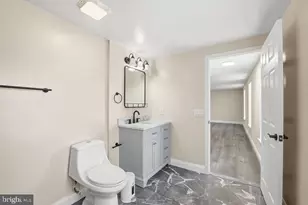 802 Cypress Point Cir, Bowie, MD 20721 - Photo 23