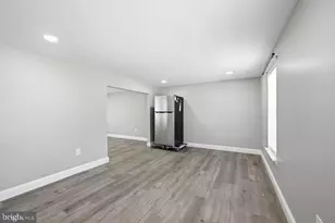802 Cypress Point Cir, Bowie, MD 20721 - Photo 15